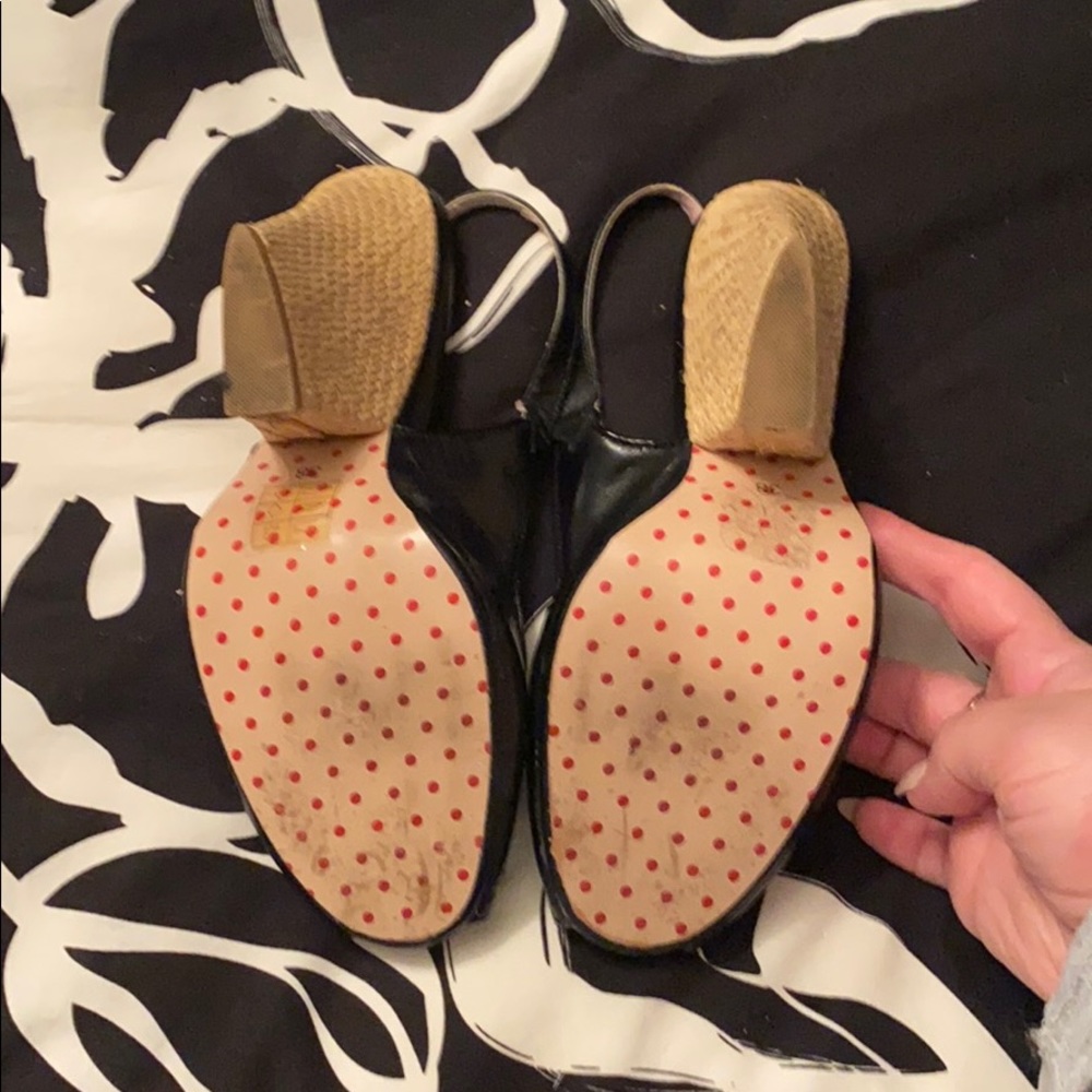 Also heels - Picture 4 of 4